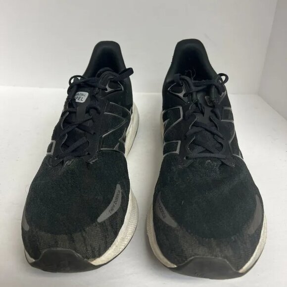 New Balance Mens Fuelcell Propel V3 Running Shoe Black Size 11.5 M
